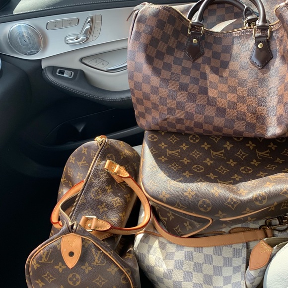 Meet the seller! ❤️ - Picture 6 of 7